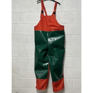WORKWEAR, SAFETY & CORPORATE CLOTHING SPECIALISTS Fishermans Bib & Brace Green Vinyl Front