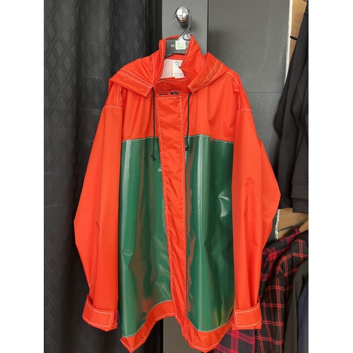 WORKWEAR, SAFETY & CORPORATE CLOTHING SPECIALISTS Fishermans Jacket Green Vinyl Front
